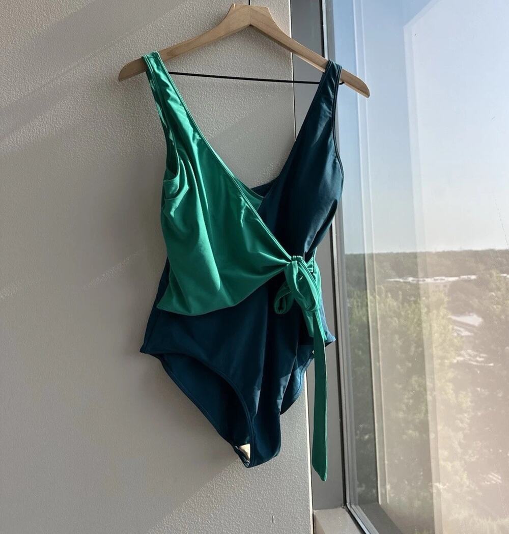 Summersalt The Perfect Wrap Blue/Green Colorblock One-Piece Swimsuit 12